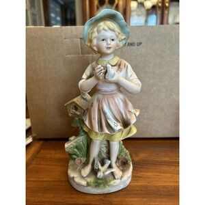 Homco Girl with bird Bisque Porcelain figurines #8880 Collectible Birdhouse Dove